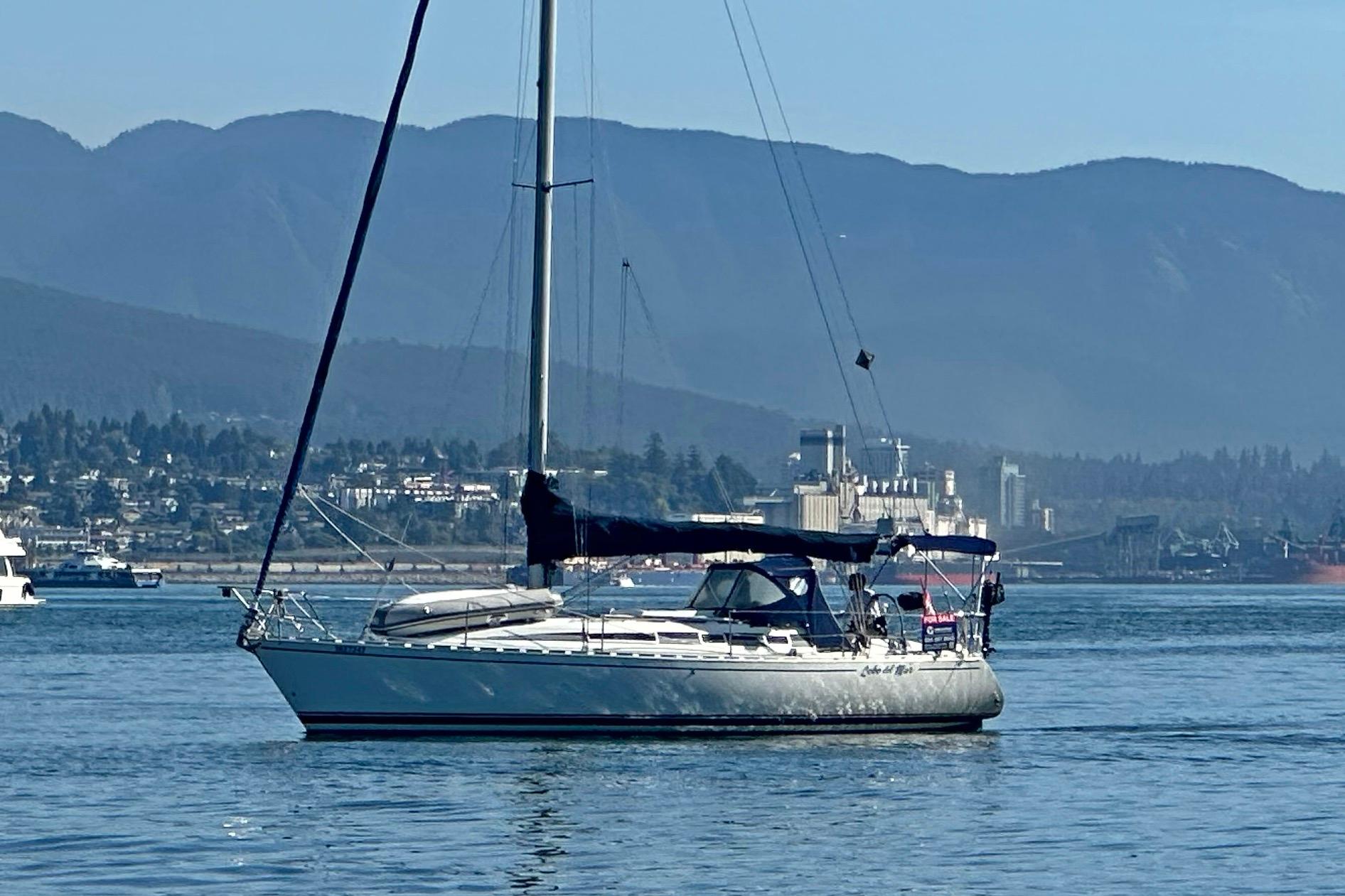 1985 Beneteau First 375