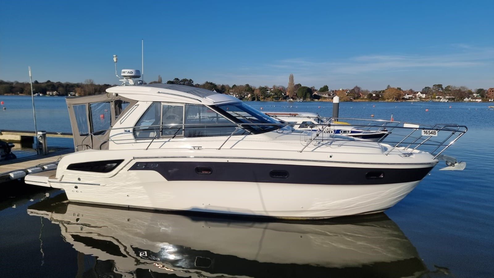 2022 Bavaria S33