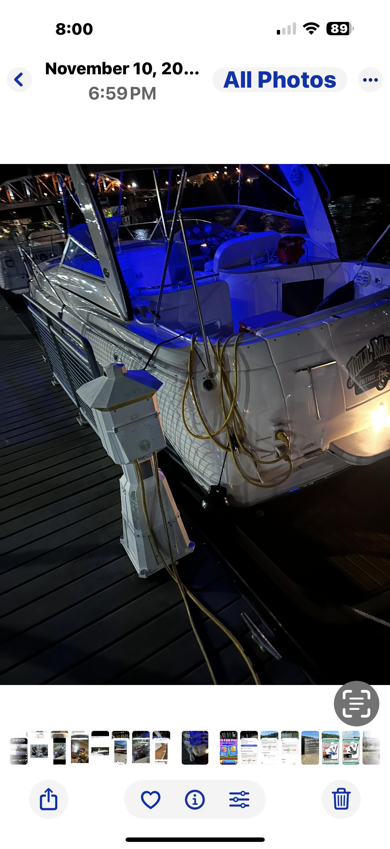 2006 Rinker 320 Express Cruiser