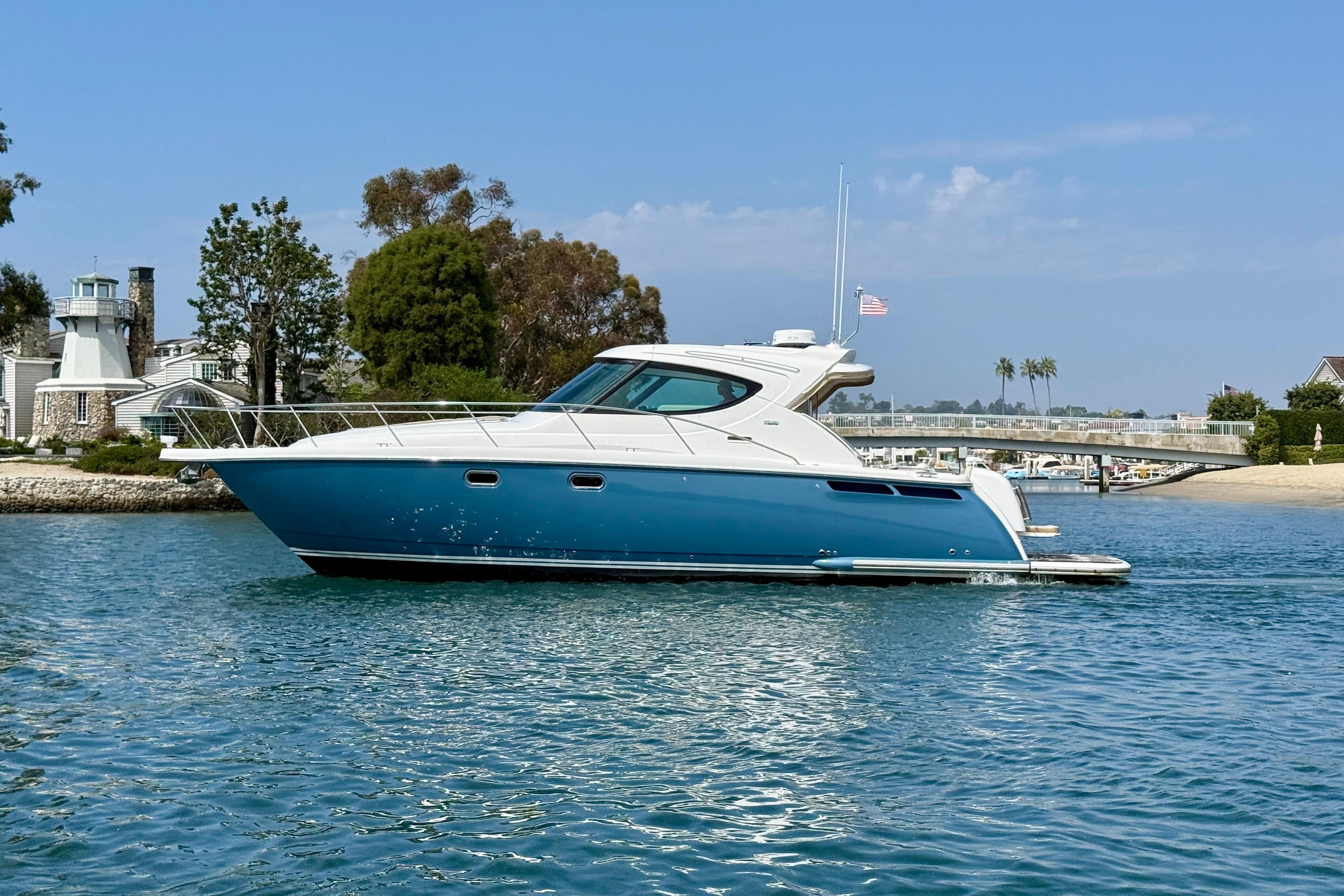 2012 Tiara Yachts 4500 Sovran