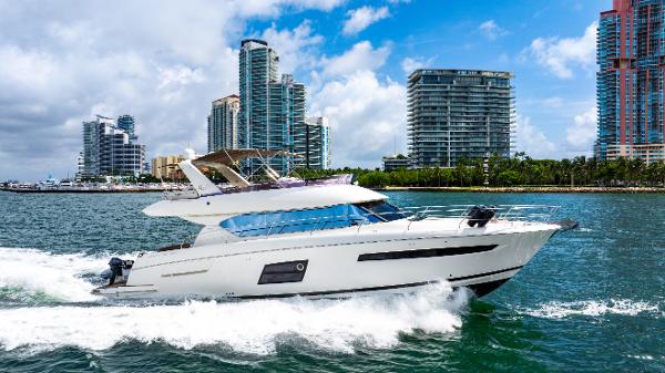 Prestige 620 Fly
