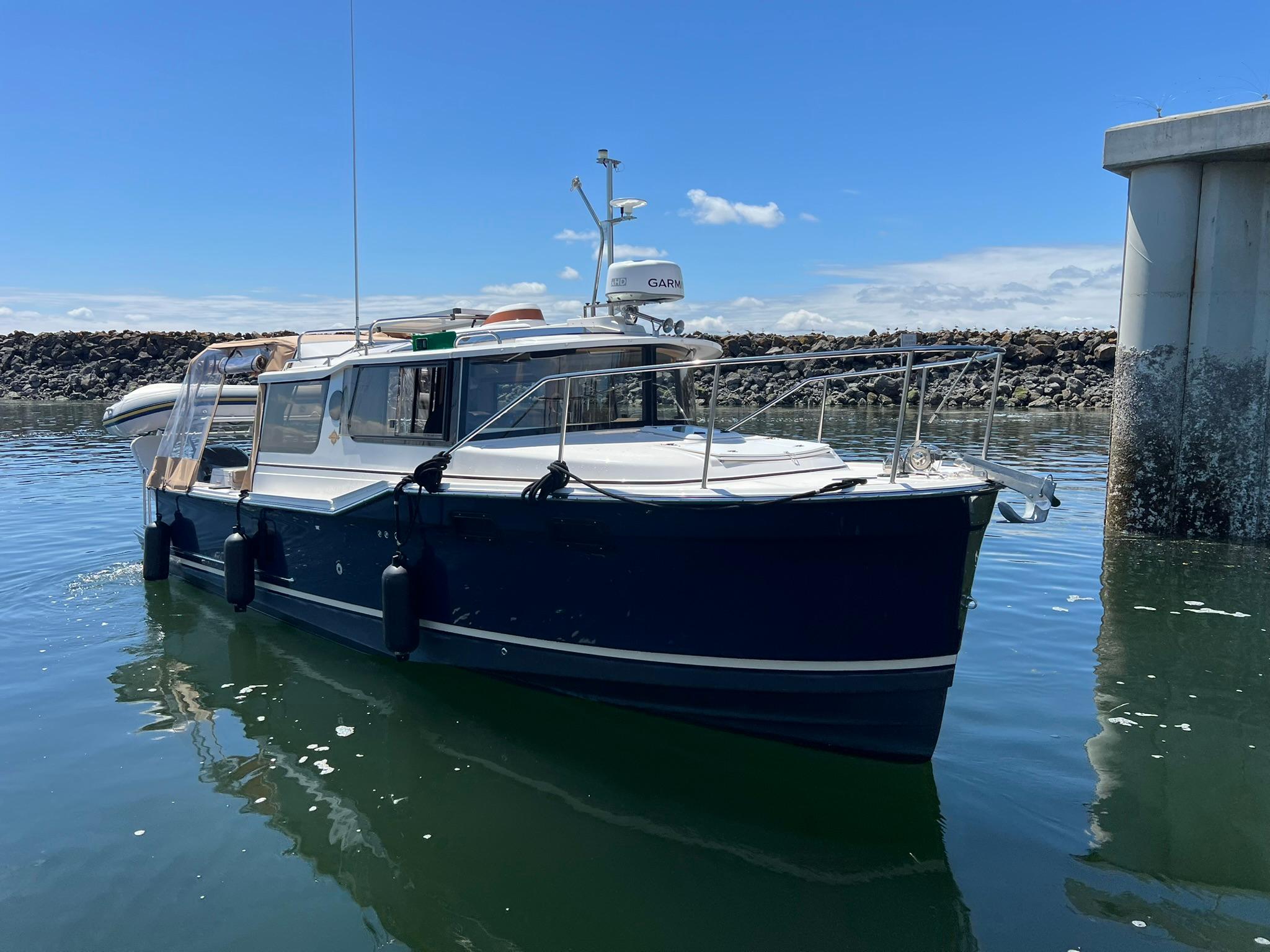 2020 Ranger Tugs R-27