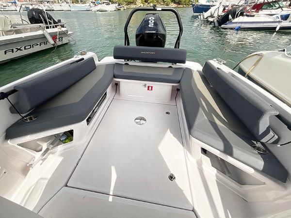 2022 Axopar 22 T-Top