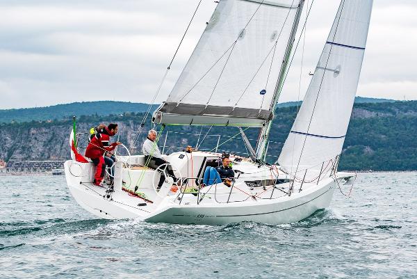 2026 Italia Yachts IY 9.98