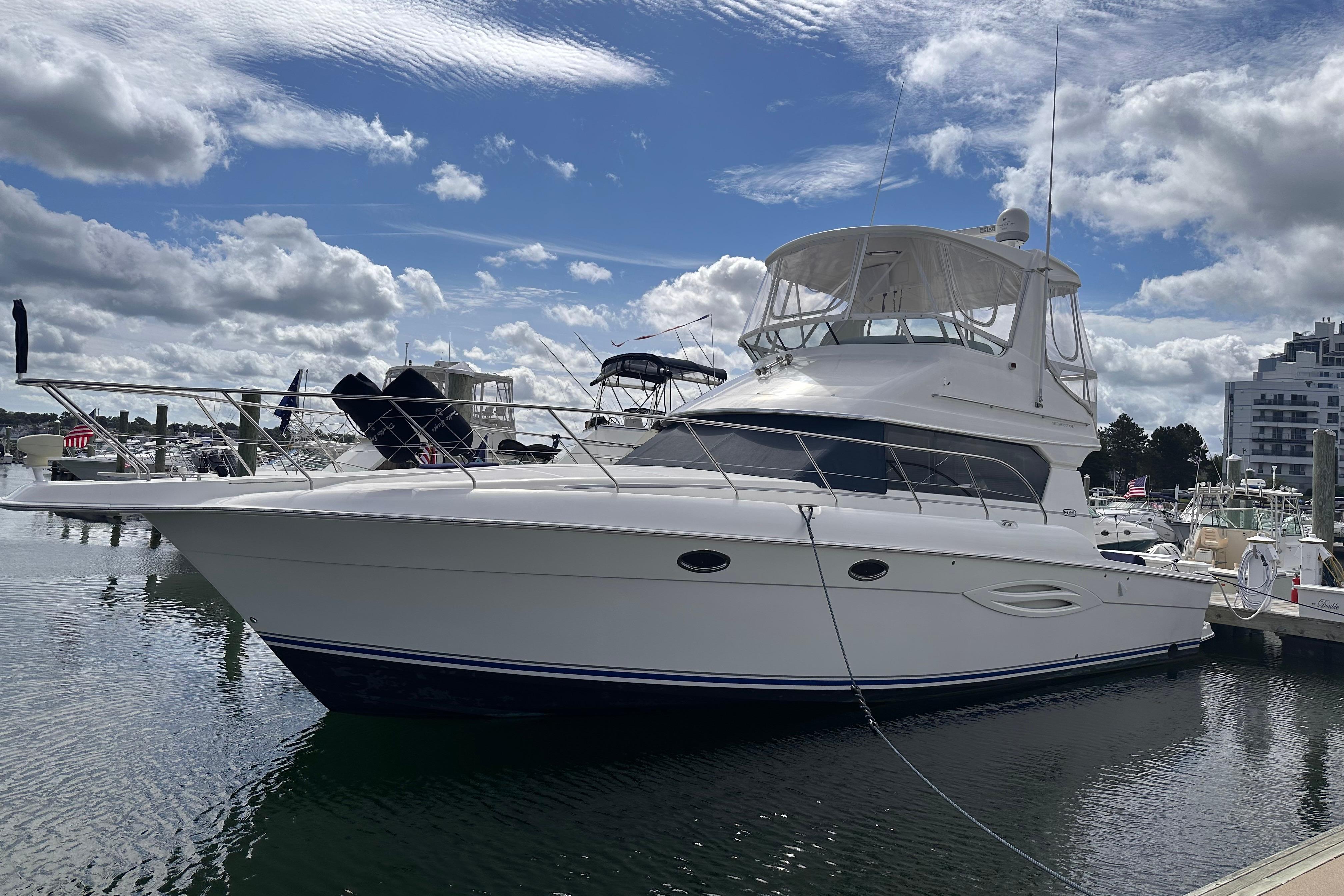 2004 Silverton 42 Convertible
