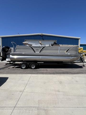 2023 Veranda VP22VLB Luxury Tri-Toon 250hp SHO