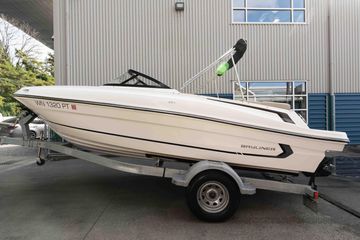 2022 Bayliner VR4 Bowrider I/O