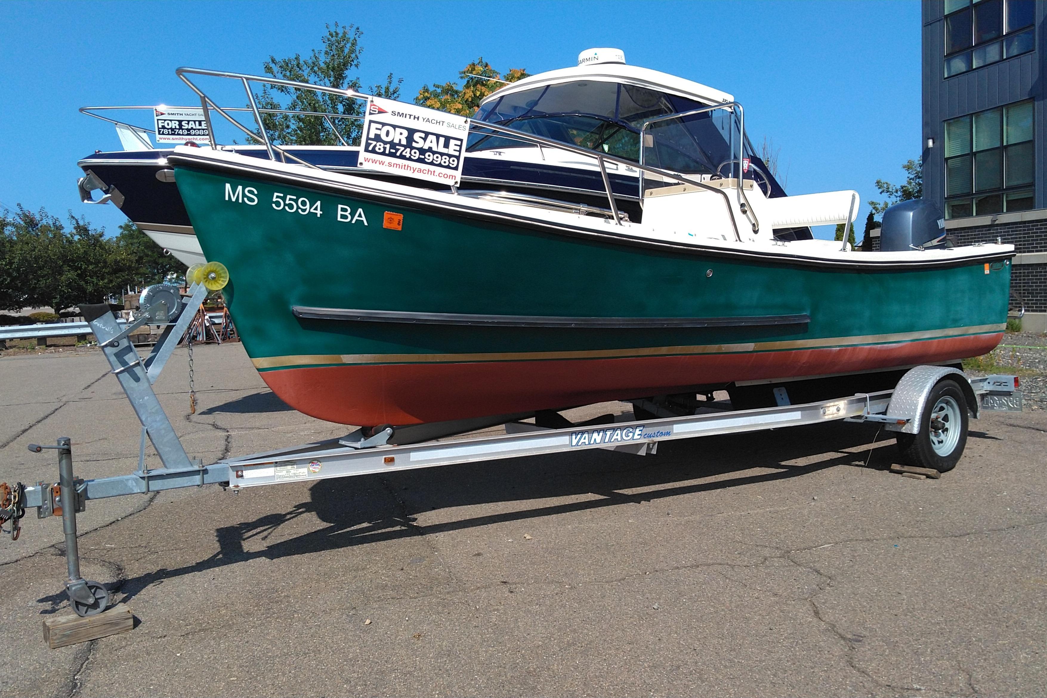 2011 Eastern 20' Center Console