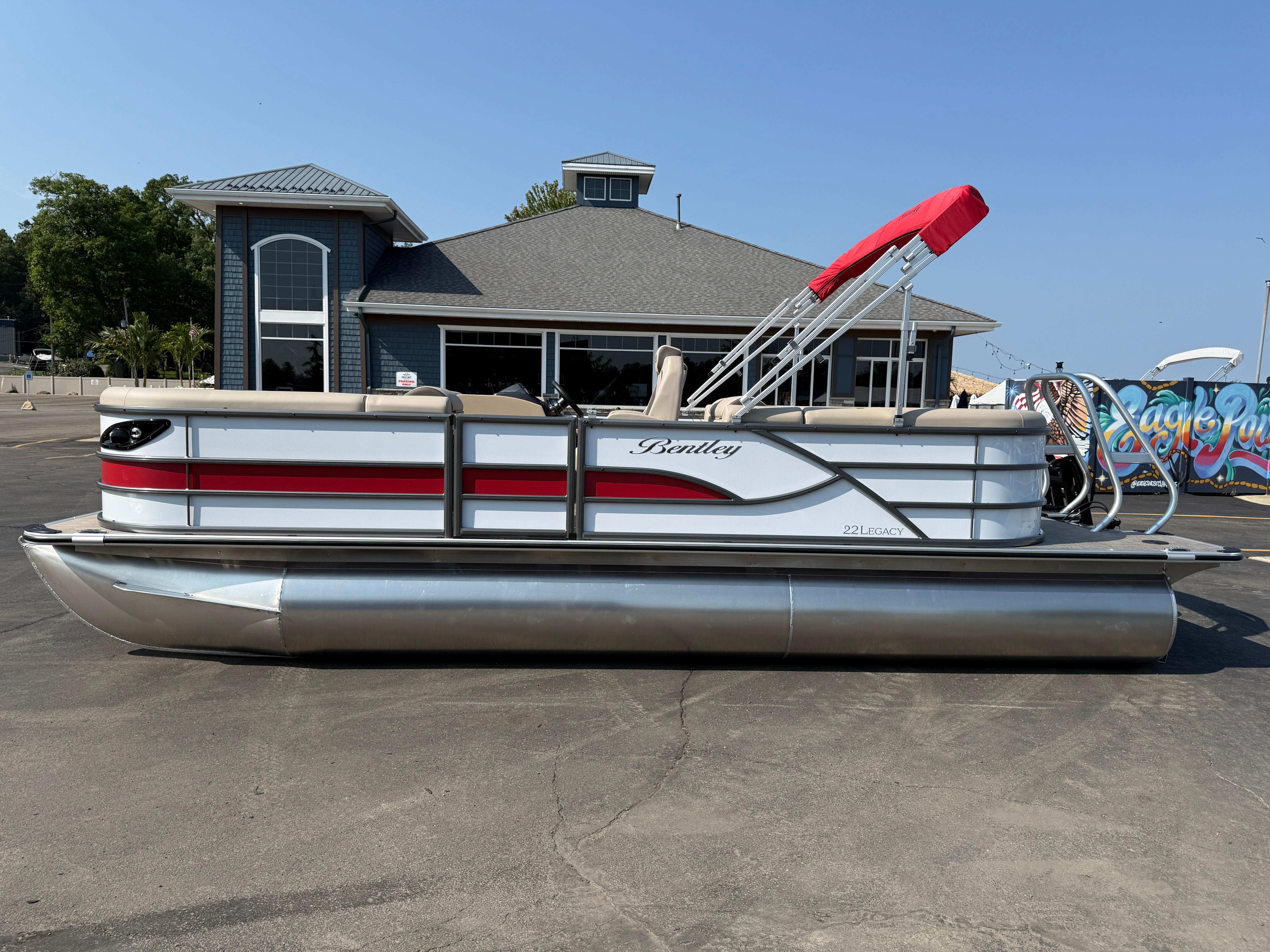 2026 Bentley Pontoons Legacy 223 Navigator