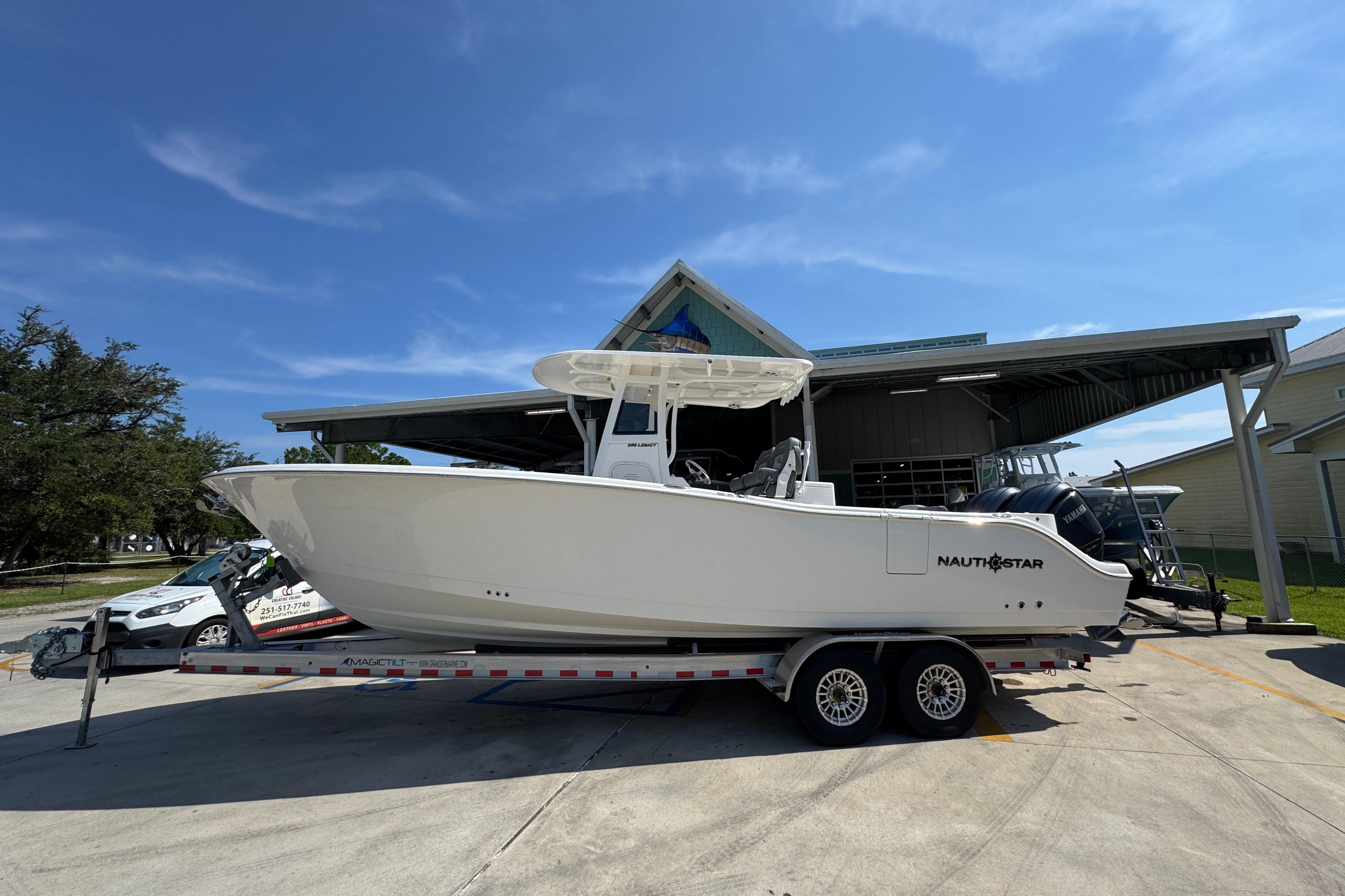 2024 NauticStar 292 Legacy