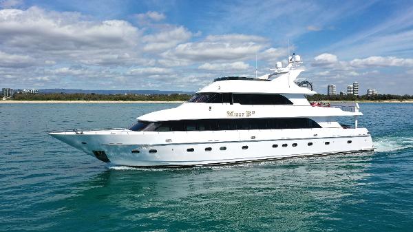 2005 Hargrave Custom Yacht