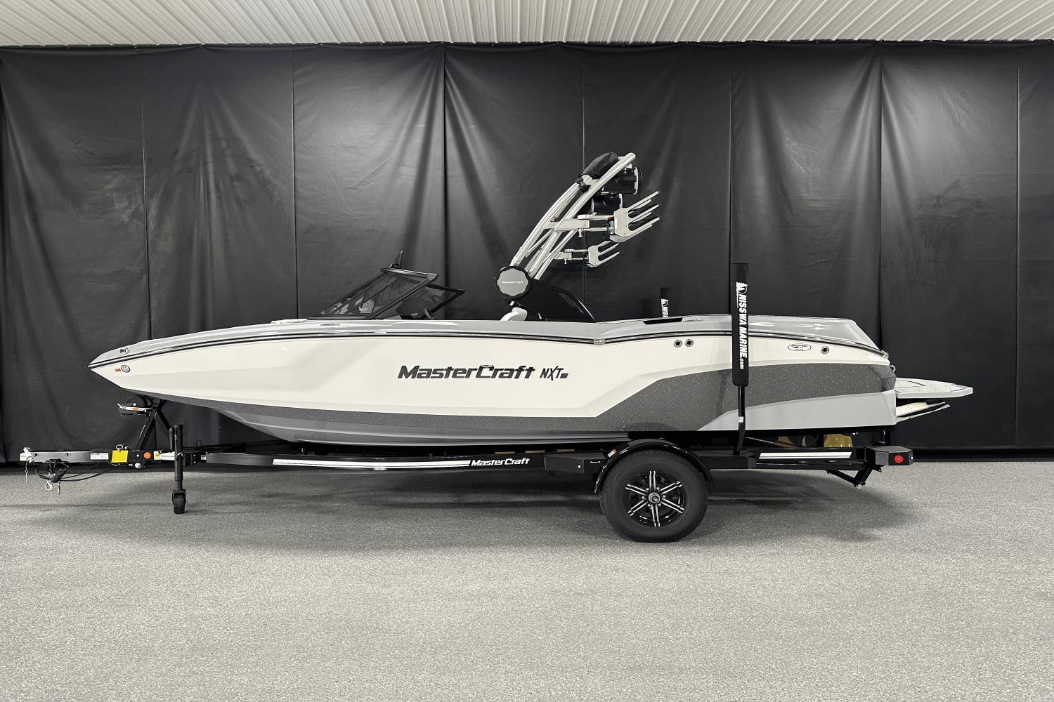 2025 MasterCraft NXT20