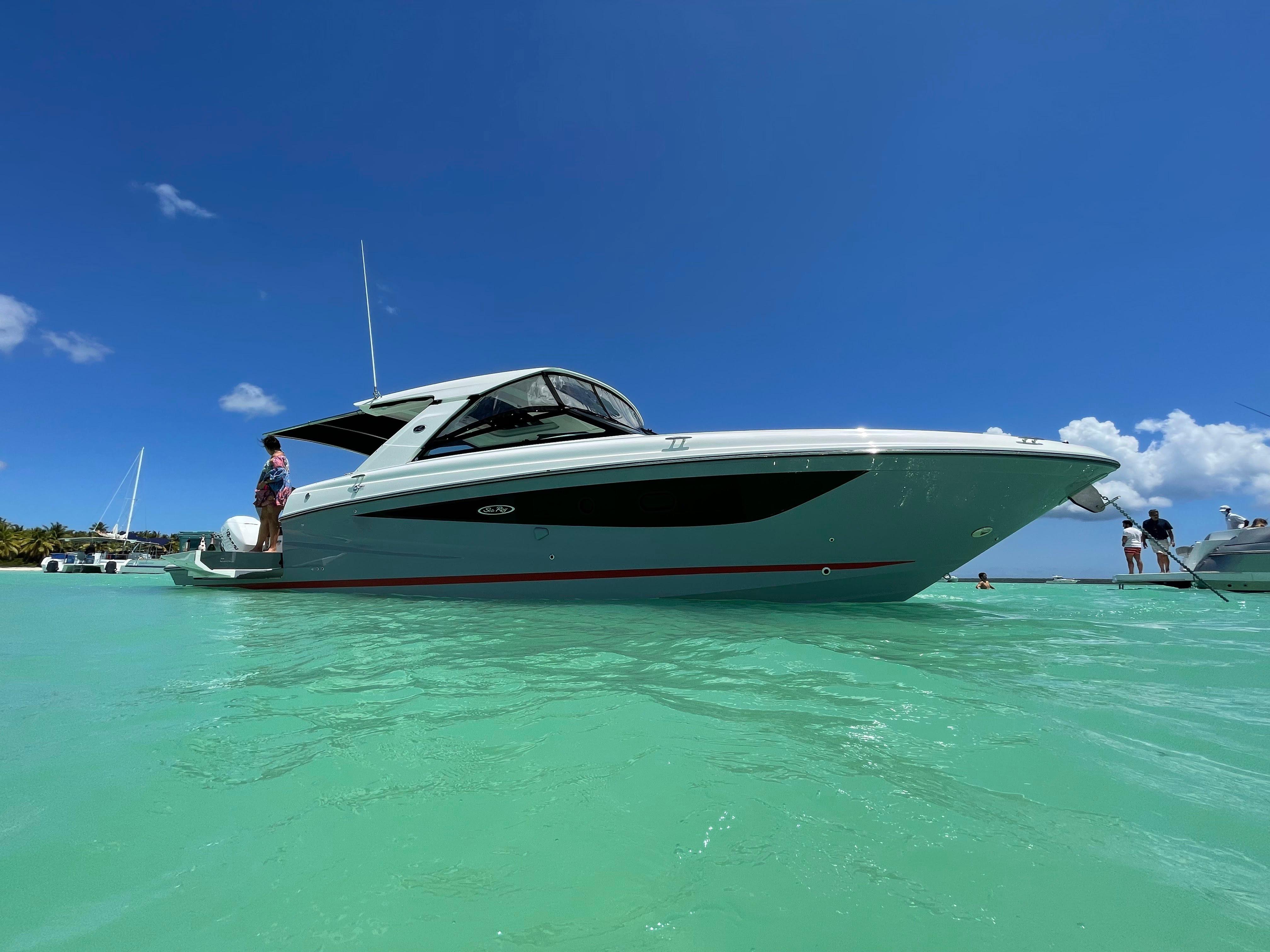 2020 Sea Ray SLX