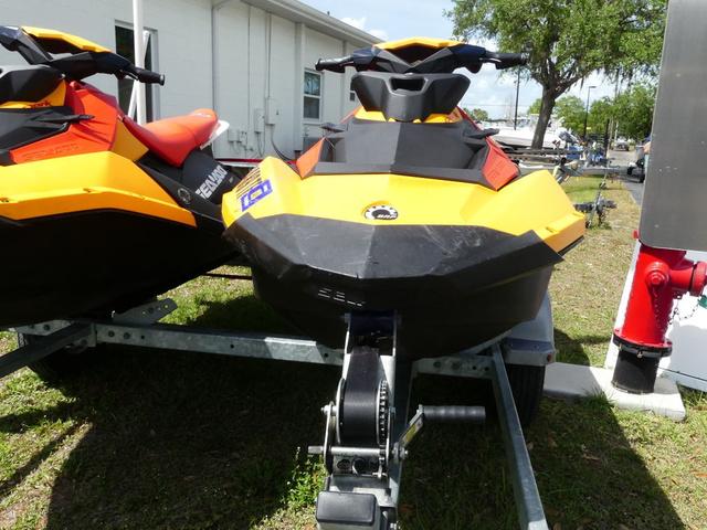 Sea-Doo Spark® 2-up Rotax® 900 ACE™- 90 CONV with IBR