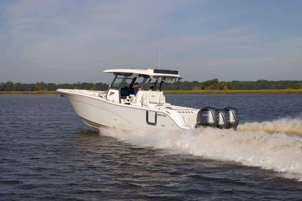 Sea Fox 368 Commander Center Console 2025 Sea Fox 368 Commander Center Console boat cruising on open water.