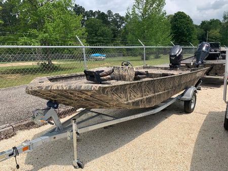 Duck Hunting Boats For Sale >> Lowe Duck Hunting Boats Roughneck 1756sc Boats For Sale Boats Com Duck Hunting Boats For Sale >> Lowe Duck Hunting Boats Roughneck 1756sc Boats For Sale Boats Com