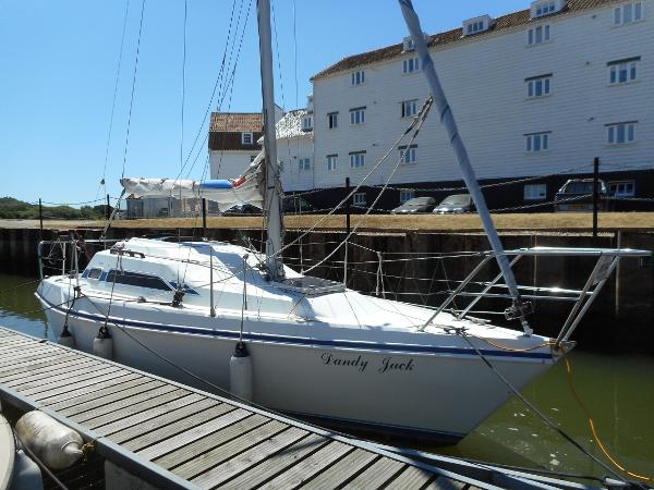 Hunter Horizon 27 TK Hunter Horizon 27 TK - Starboard Side