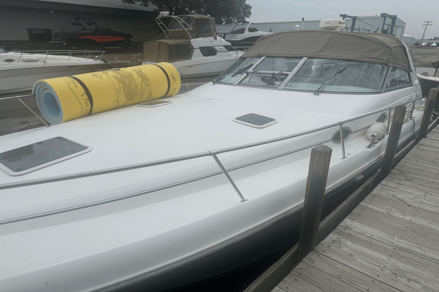 1996 Sea Ray 330 Sundancer