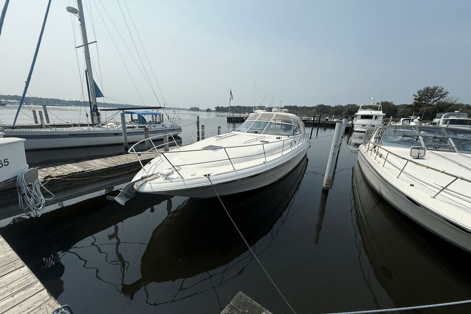 2000 Sea Ray 410 Express Cruiser