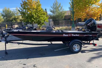 2026 Tracker Bass Tracker Classic XL
