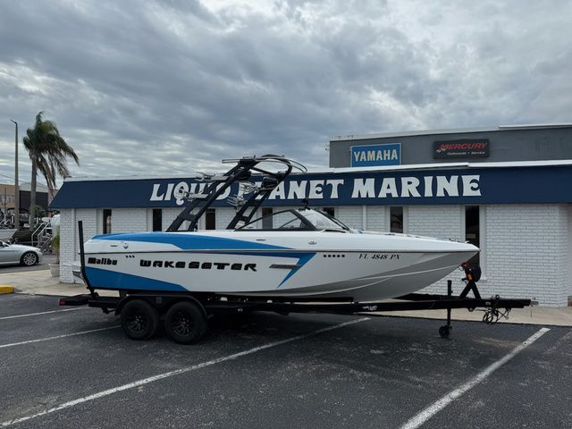 2015 Malibu Wakesetter 22 VLX