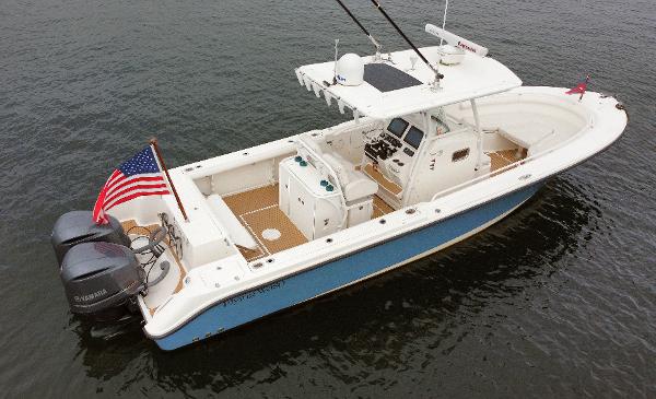 2006 Edgewater 318 Cc