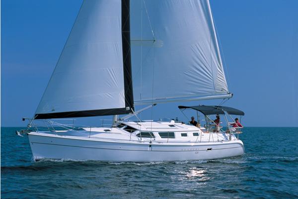 Hunter 44 Deck Salon Manufacturer Provided Image