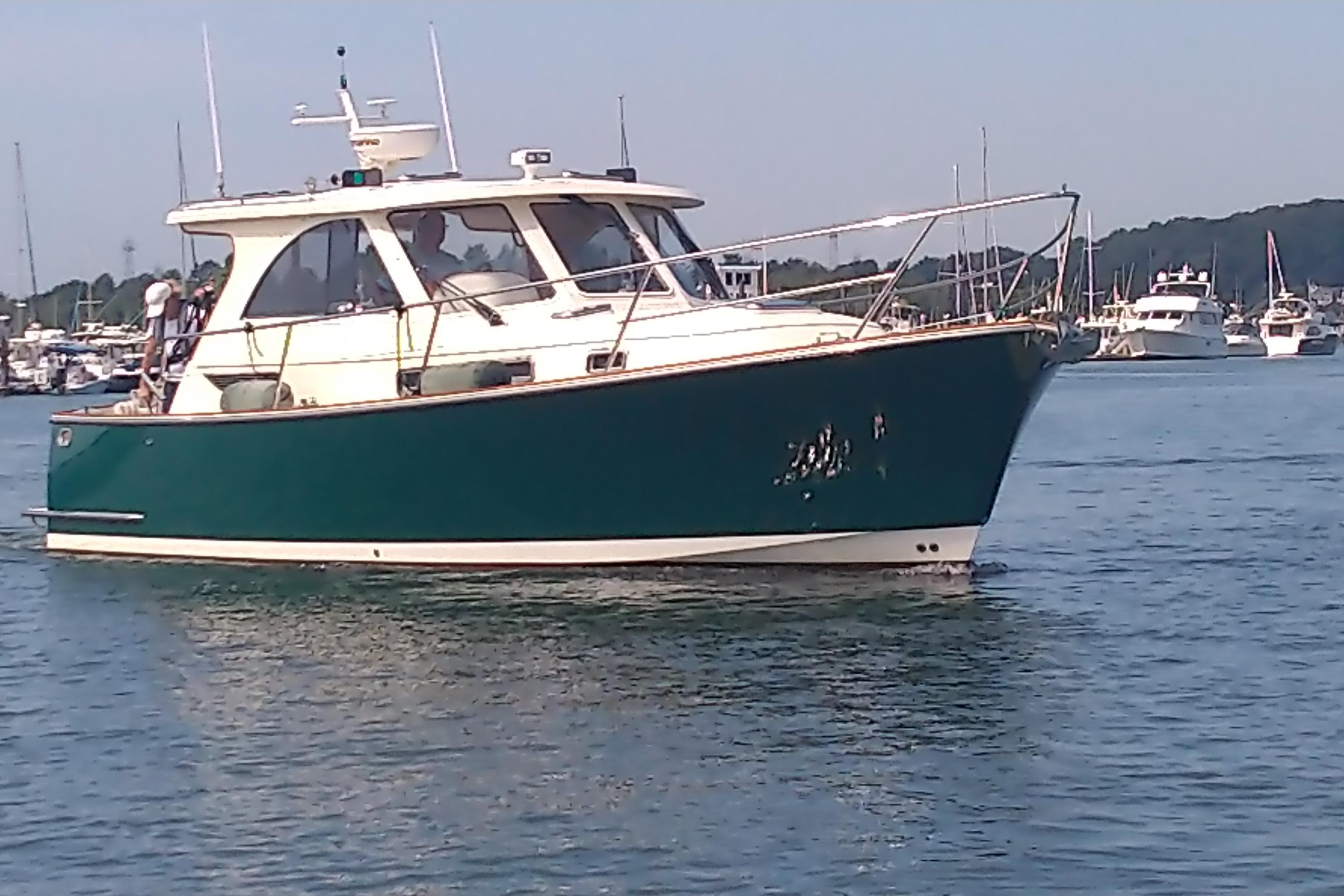 2008 Legacy Yachts 32