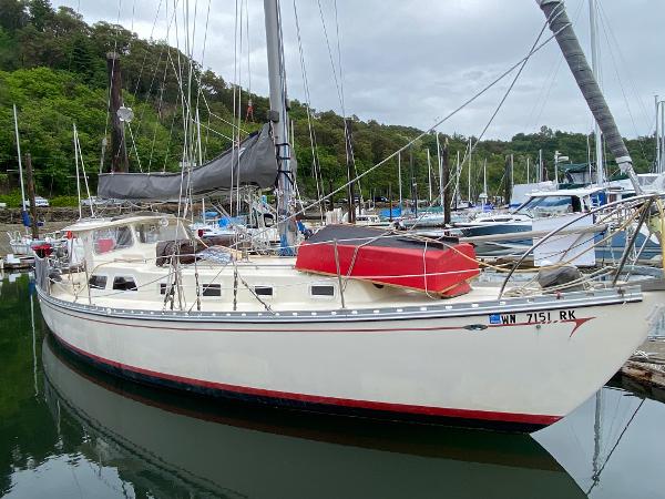 1975 Cascade 36 Sloop