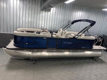 2025 Sylvan Mirage X3 Tritoon - Mercury 150HP