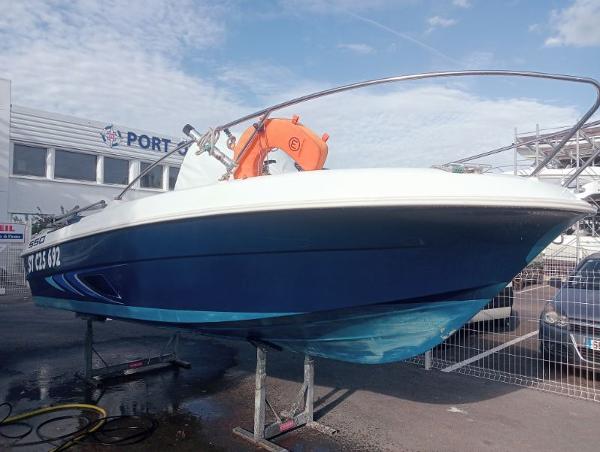 2003 Beneteau Flyer 550 Open
