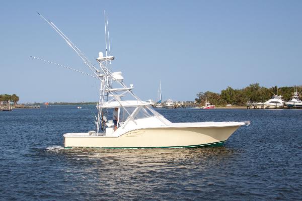 2009 Out Island 38 Custom Express