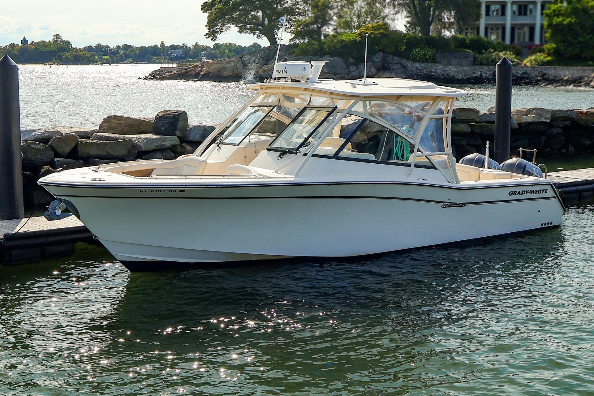 2015 Grady-White Freedom 335