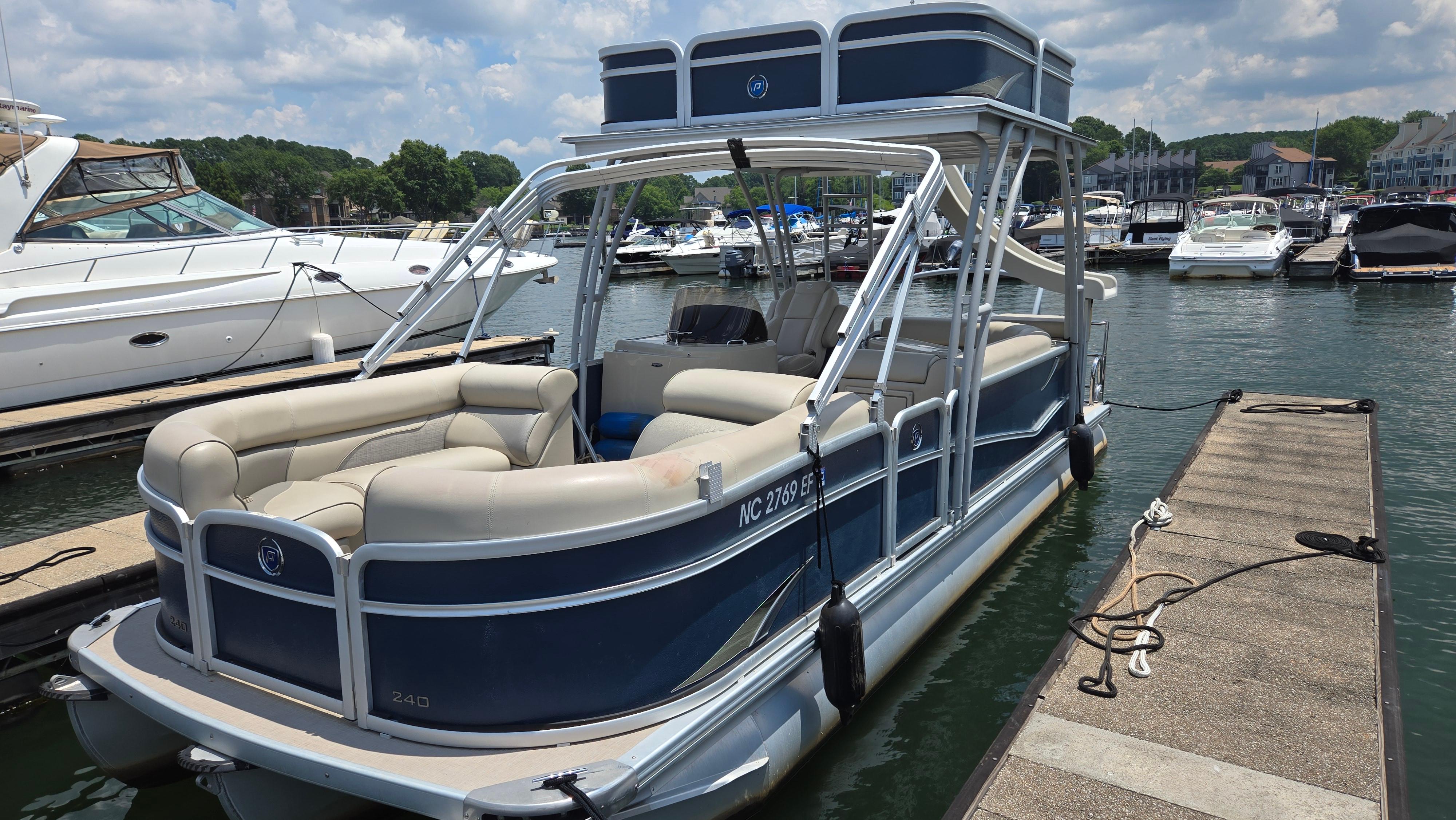 2017 Premier 240 SunSation