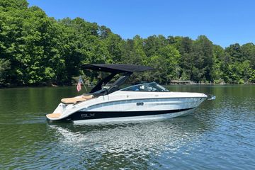 2025 Sea Ray SLX 260 Surf