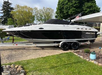 2005 Ebbtide 2600 Cuddy Bow Rider