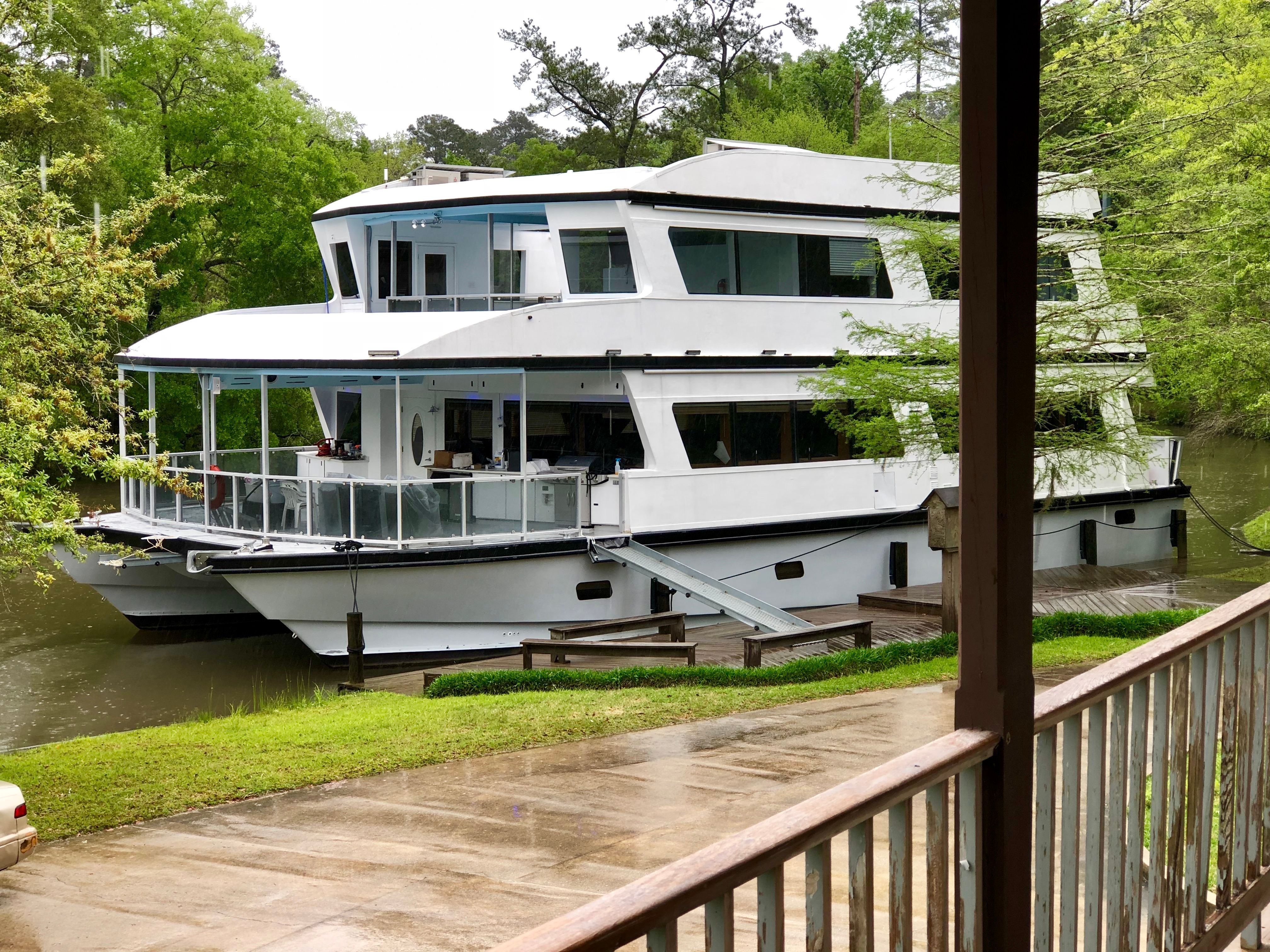 2018 Catamaran Crusier 80FT