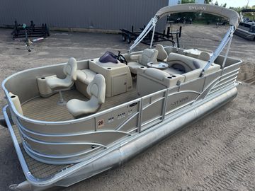 2018 Sylvan Mirage 820 4-PT Pontoon