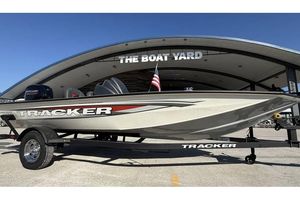 Tracker Pro Team 175 2026 Tracker Pro Team 175 boat on trailer at The Boat Yard, featuring sleek design.