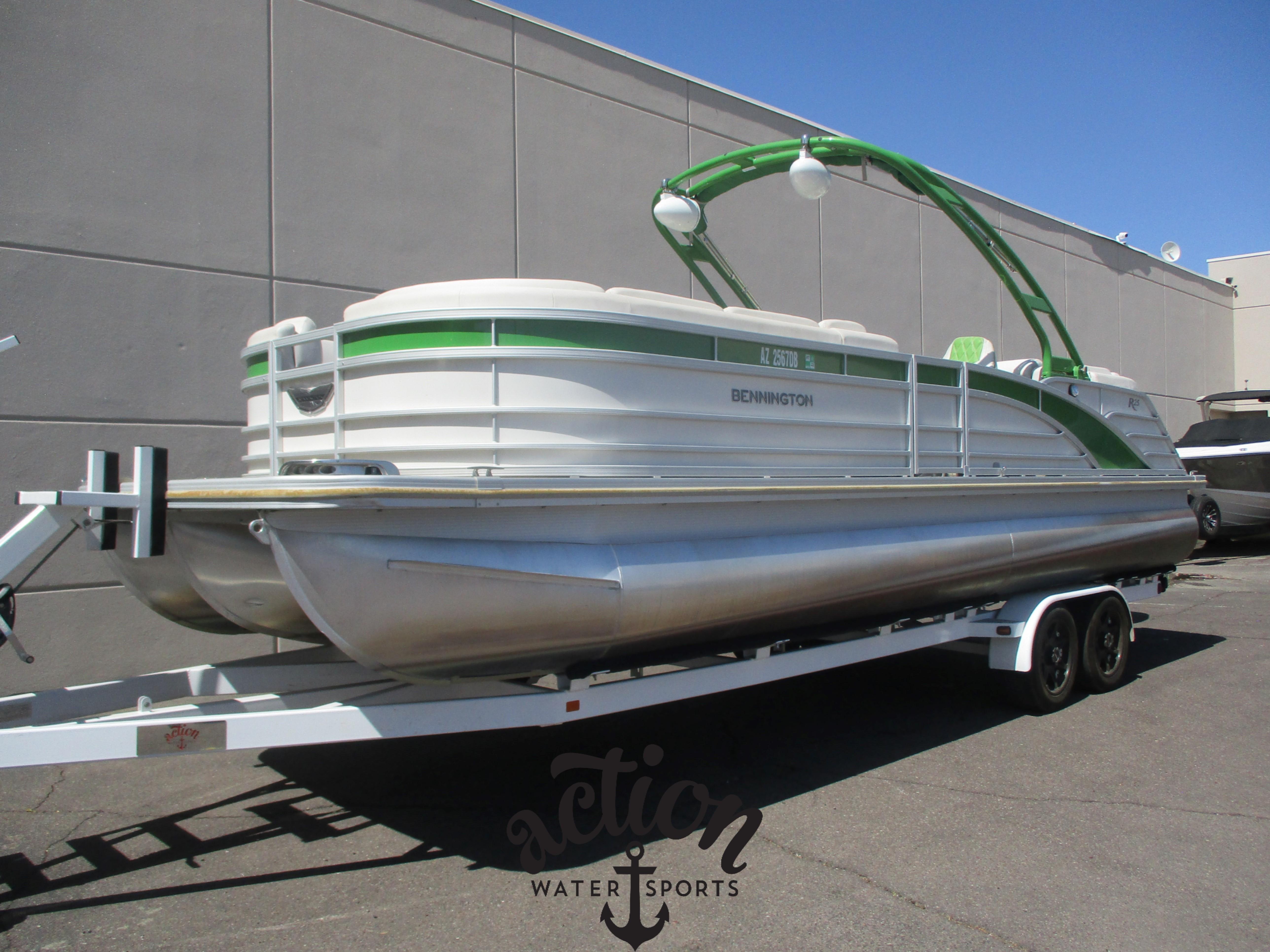 Bennington 2575 QCW Pontoon Boat Review: Top Shelf Fun 