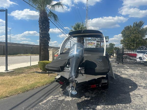 2023 Regal 21 OBX