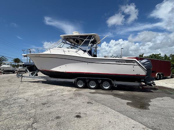 2002 Grady-White Express 330