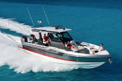 2026 Formula 387 Center Console Sport