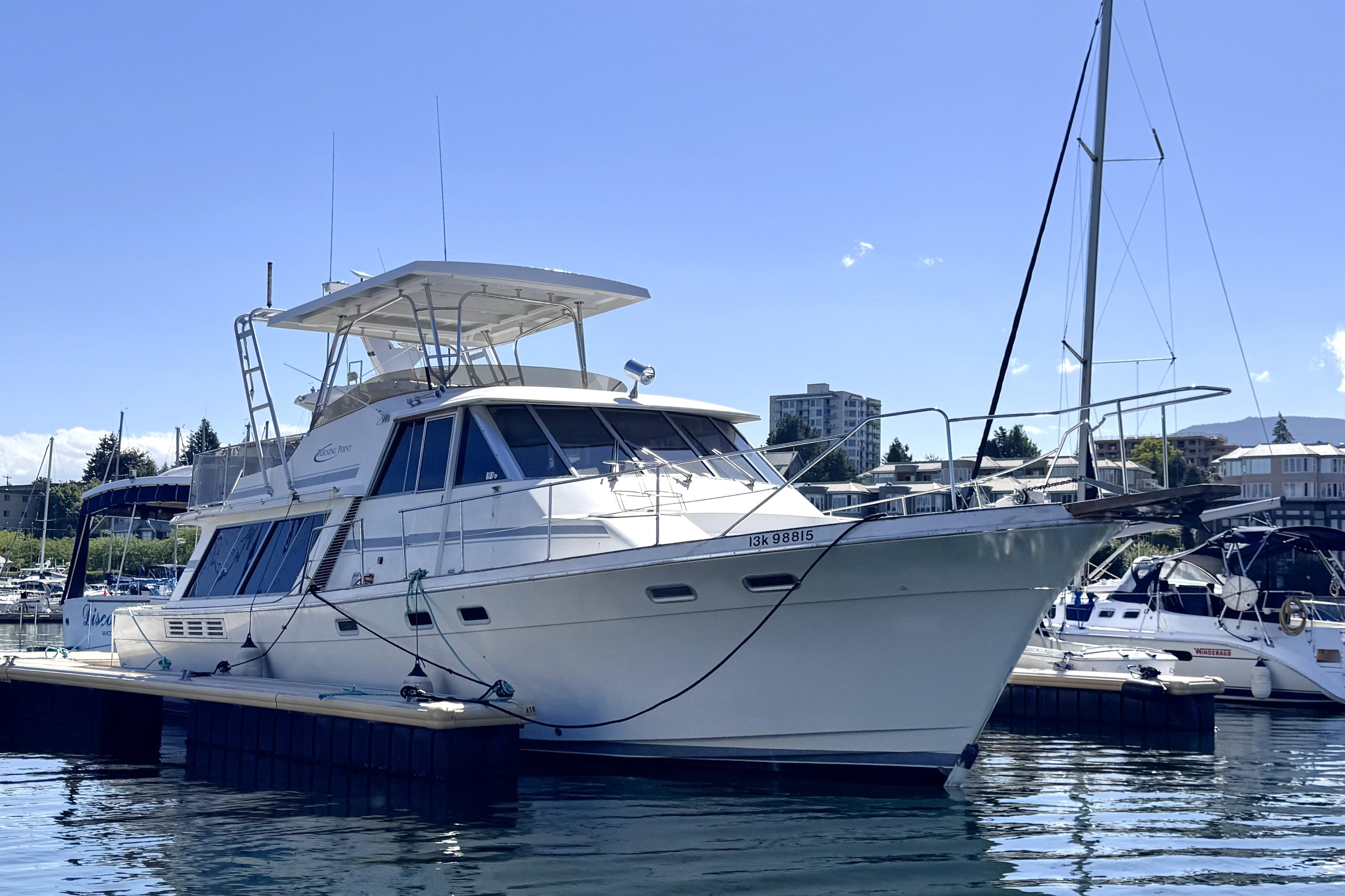1989 Bayliner 4588 Pilothouse