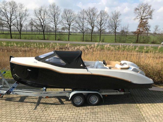 Oud Huijzer 700 tender