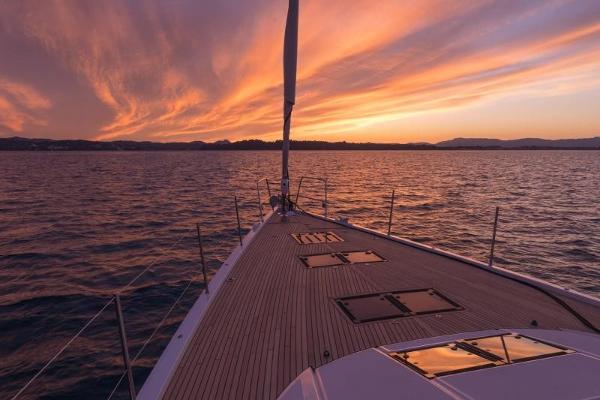 2025 Jeanneau Yacht 65