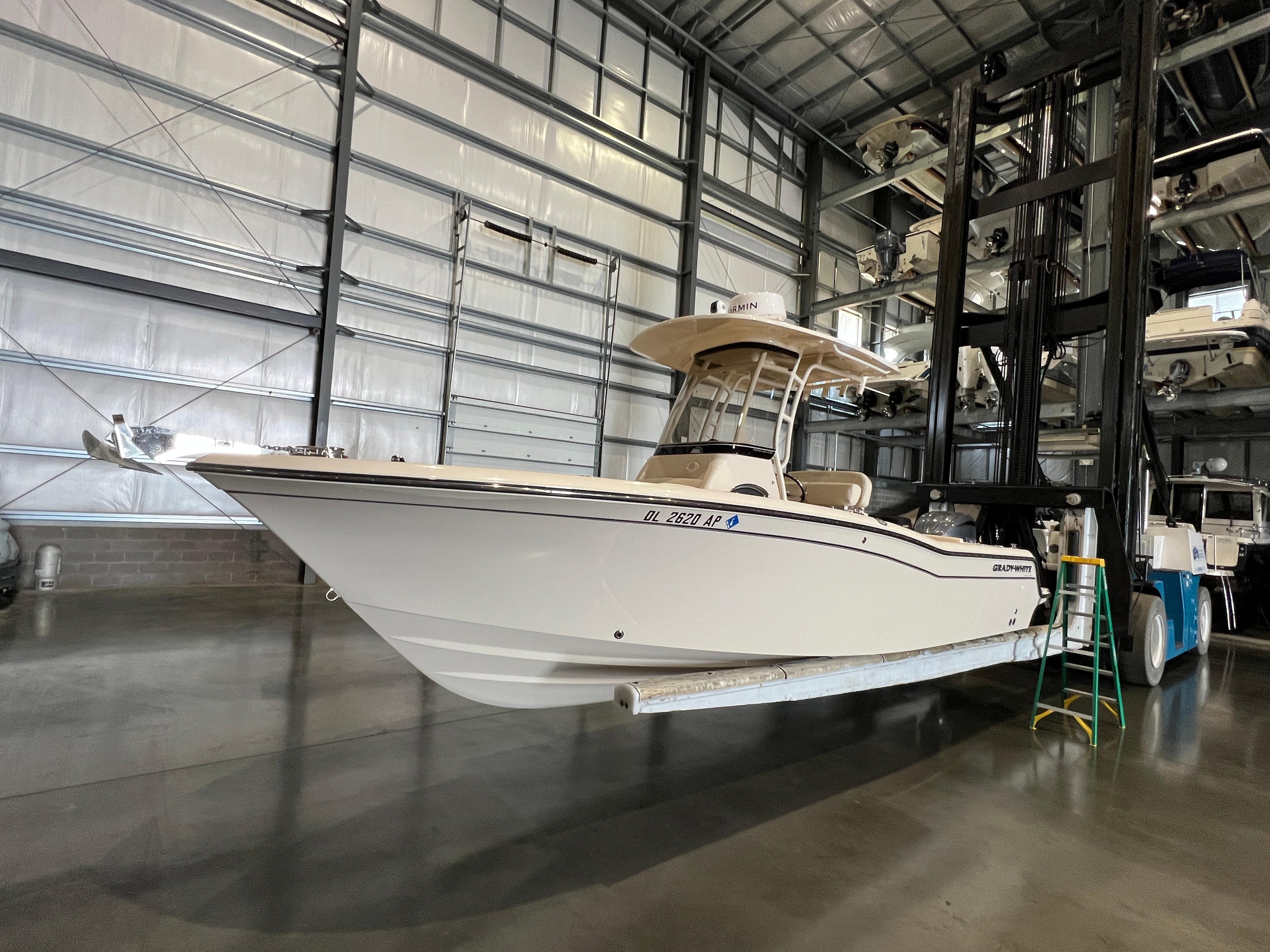 2023 Grady-White 236 Fisherman