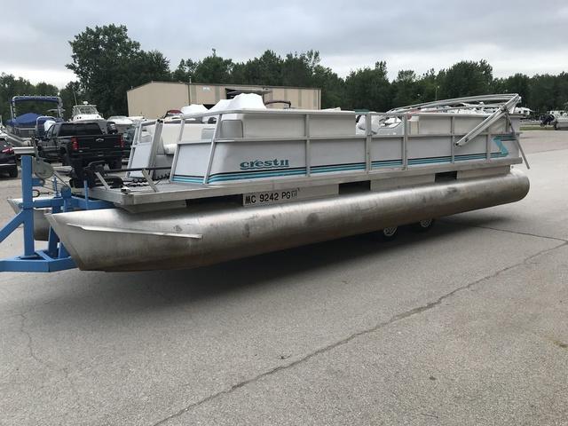 1992 Crest 25 SUNDECK