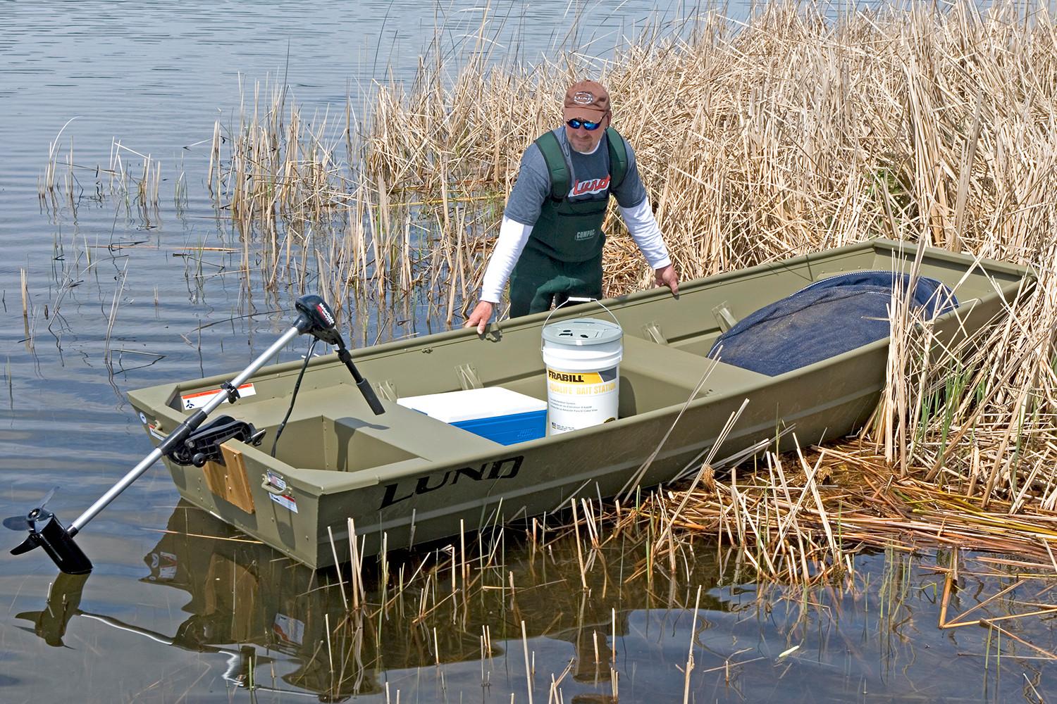 Lund Boat image