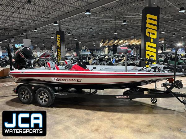 2024 Phoenix 819 Pro